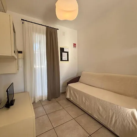 Appartement Comfy Flat With A Fireplace