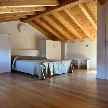 Comfy Flat With A Fireplace Appartement