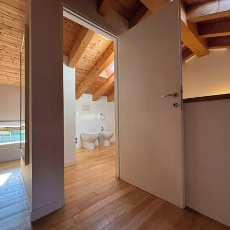 Apartmán Comfy Flat With A Fireplace